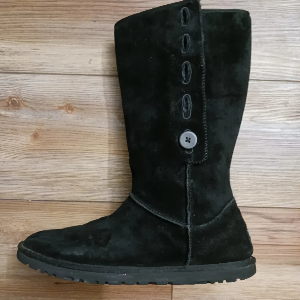 UGG Black Lo Pro Button Suede Boots - Picture 10 of 14